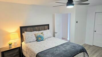 4 間睡房、熨斗/熨衫板、免費 Wi-Fi、床單