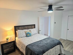 4 Schlafzimmer, Bügeleisen/Bügelbrett, kostenloses WLAN, Bettwäsche