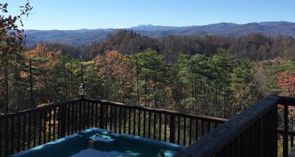 Romanttinen Leatherwood Mtn-hirsitalo 19. 3 hehtaaria / panoraamanäkymä / lähellä Boonea