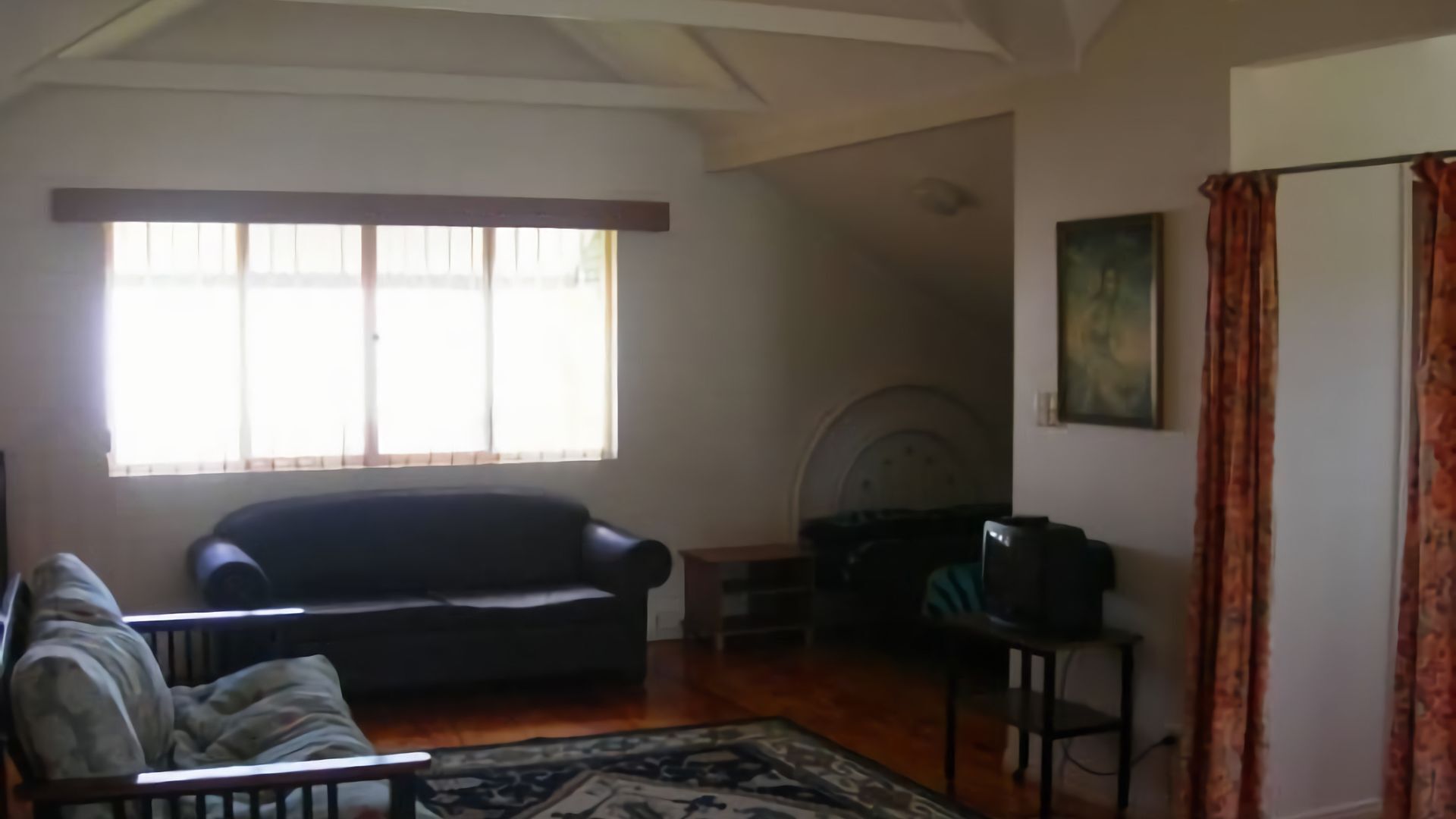 Sand Piper Cottage - Rainbow Beach. Charming and Spacious Beach House - Quiet Location — image 9