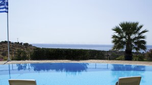Pool - VILLA ELENI - Breathtaking views of most gorgeous beach of Athens (Legrena)