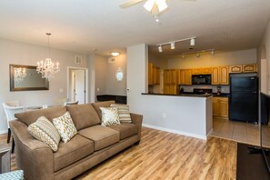 Smart TV, DVD player