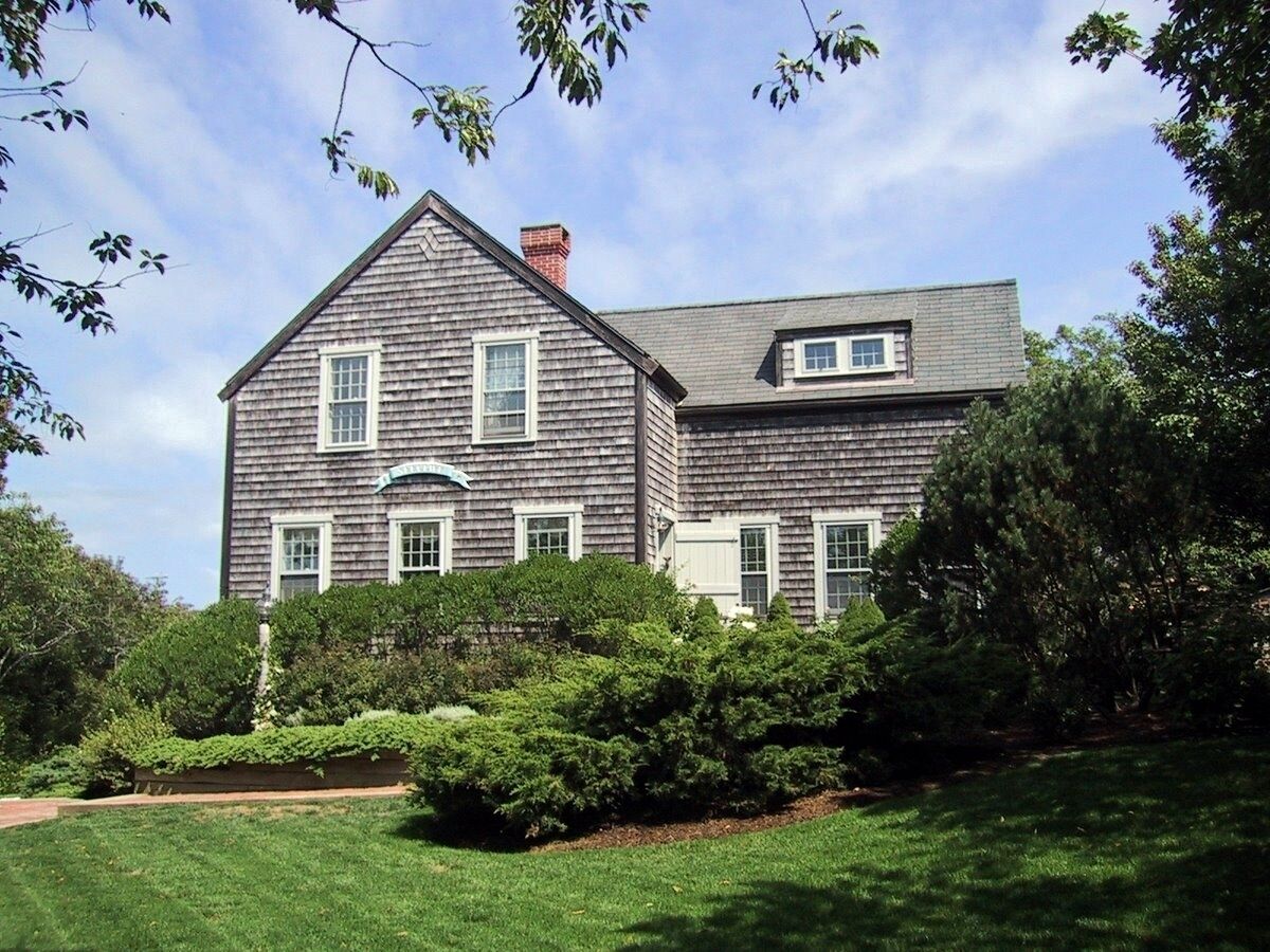 Best Value in Nantucket's Premier Cliff Area near Town, Westmore and Beaches.