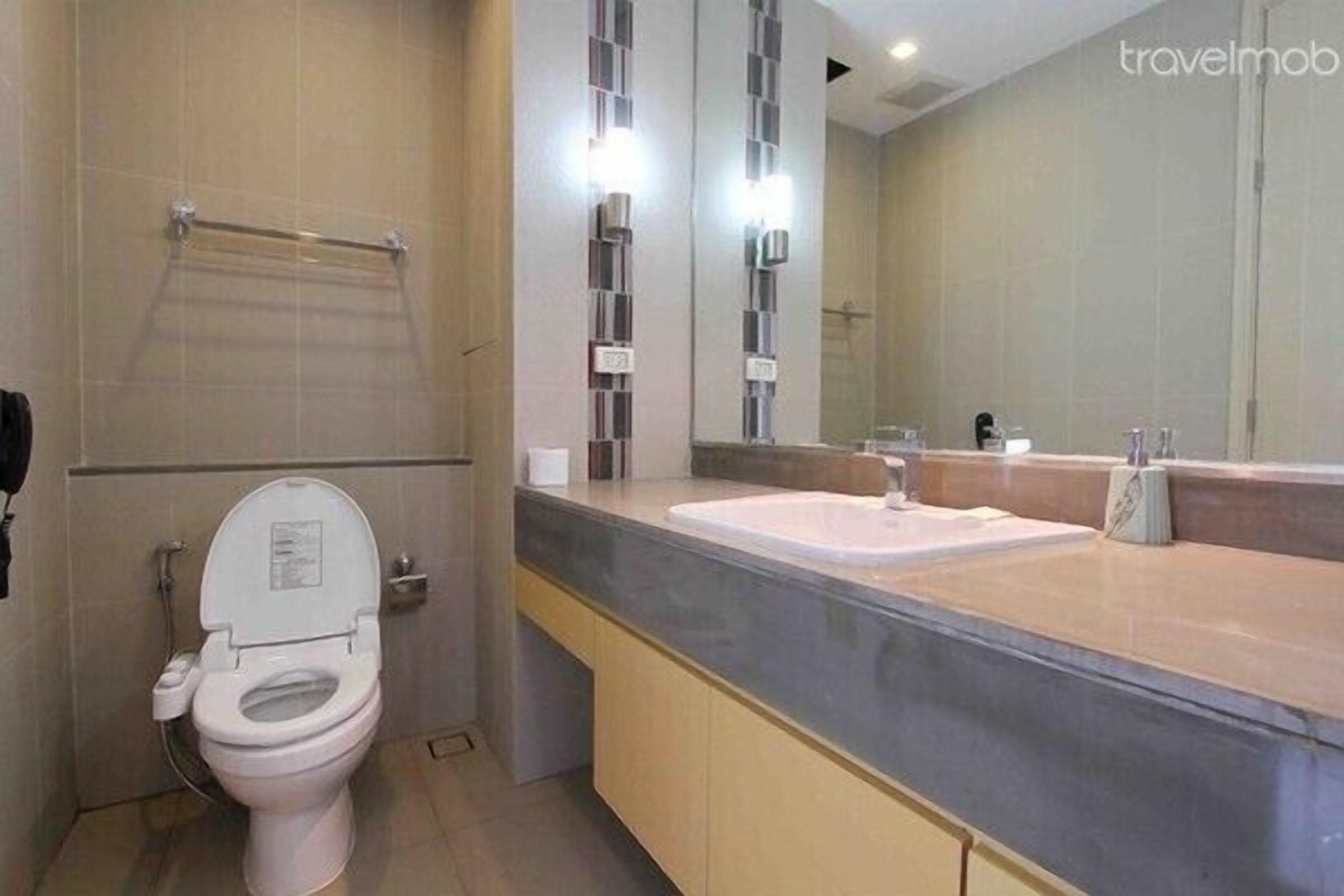 Hair dryer, towels, toilet paper