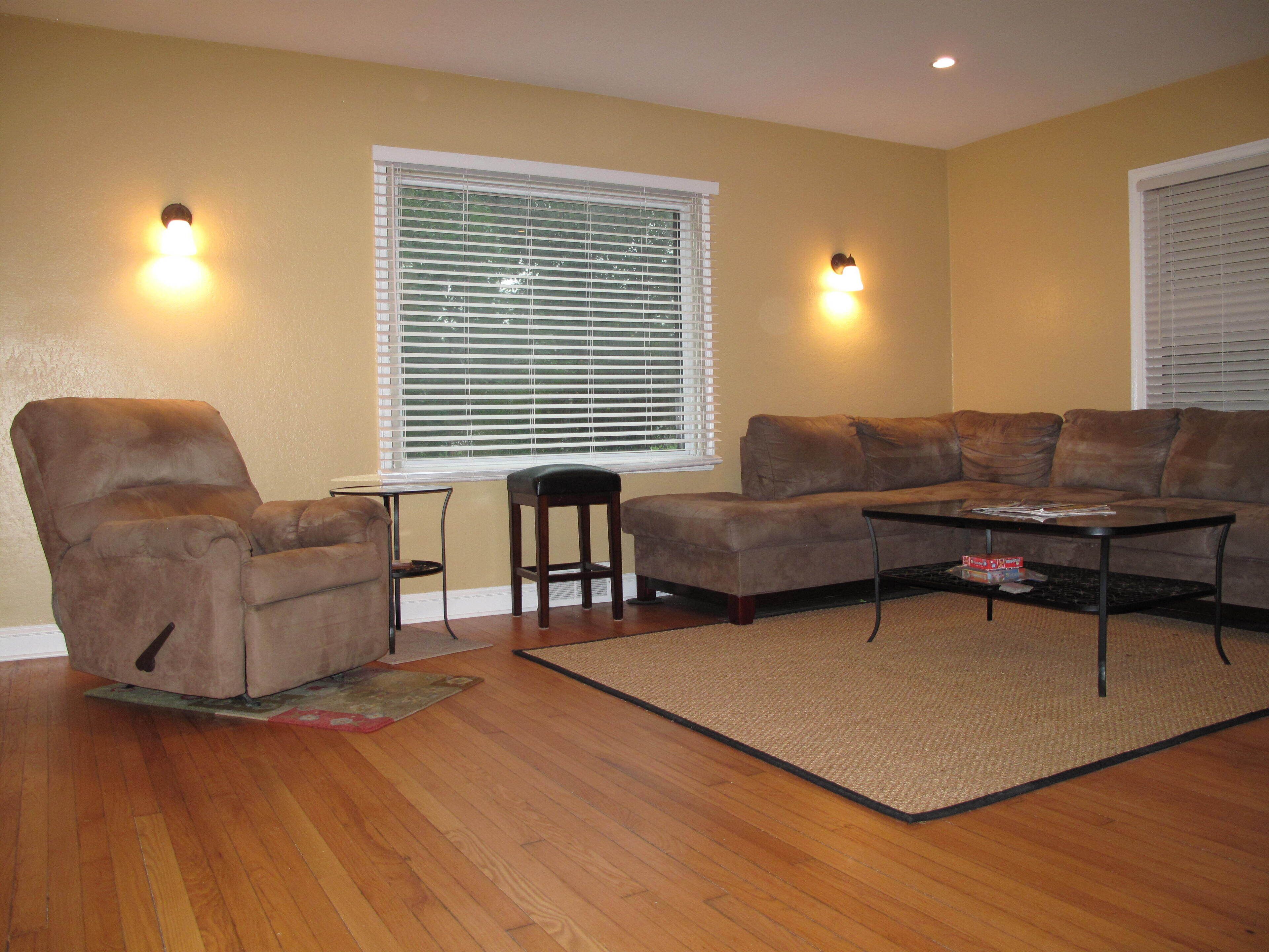 Lake Michigan Waterfront Kenosha Retreat For Eight People!!