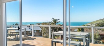 8 Davies St, Encounter Bay - Wi-Fi - Sea Views