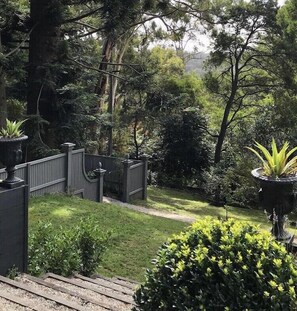 Property grounds - The Park - Blackwood (Blackwood)