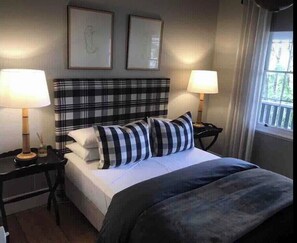 3 slaapkamers, een bureau, een strijkplank/strijkijzer, gratis wifi