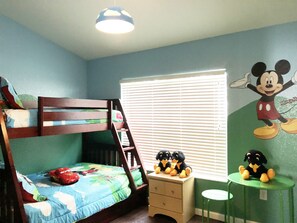3 bedrooms, iron/ironing board, free WiFi, bed sheets - 5 Stars Resort, 2 Miles To Disney, 3 BD, 3 BA, Private Pool, Free Wifi (Kissimmee)