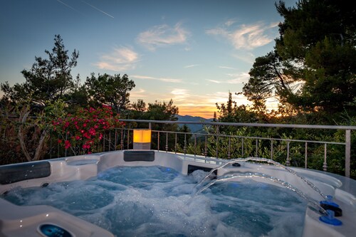  Schöne Wohnung Stela mit privatem Pool und Whirlpool