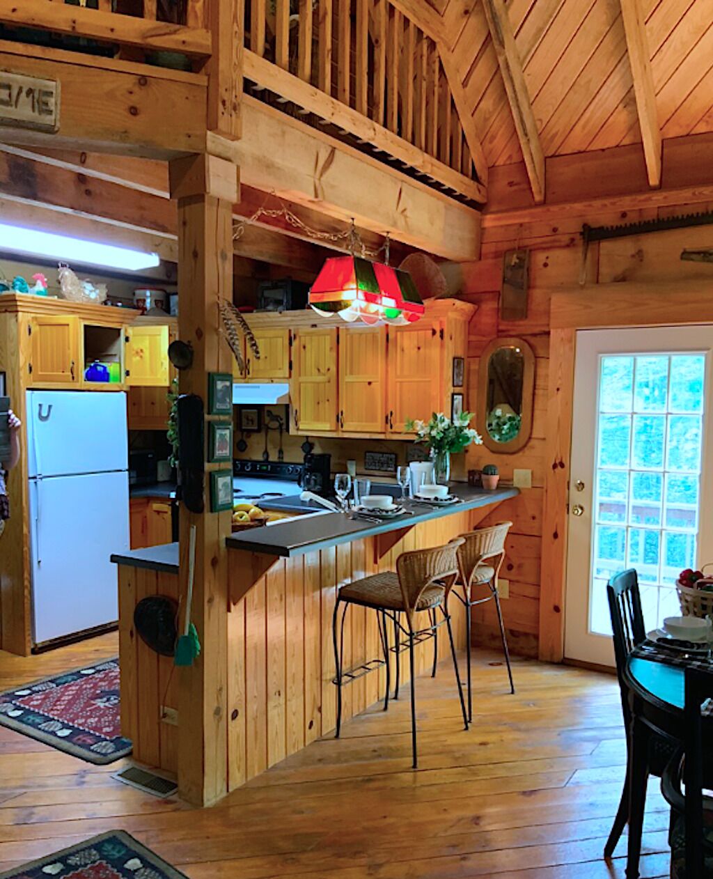 Sweet Gum Falls Quaint Log Cabin With Hot Tub