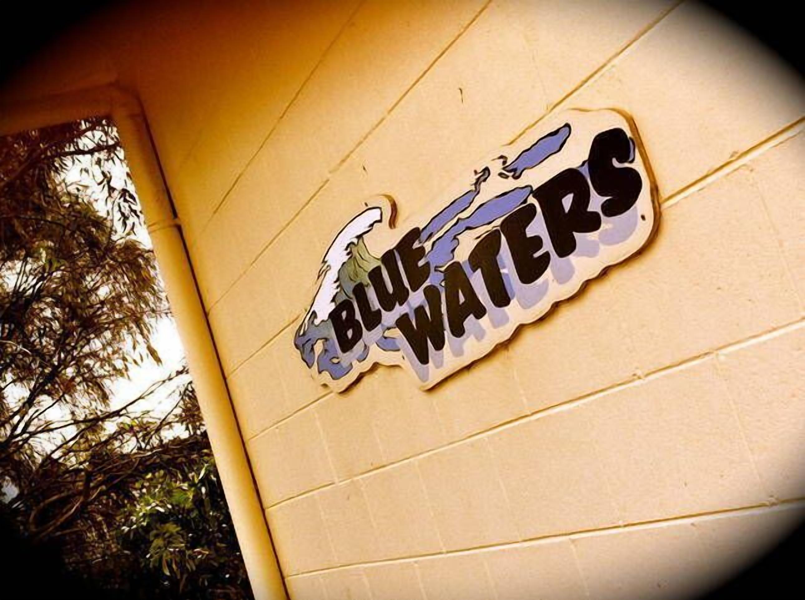 ~~~~~ BLUE WATERS ~~~~~ Sleeps 8 persons.   — image 3