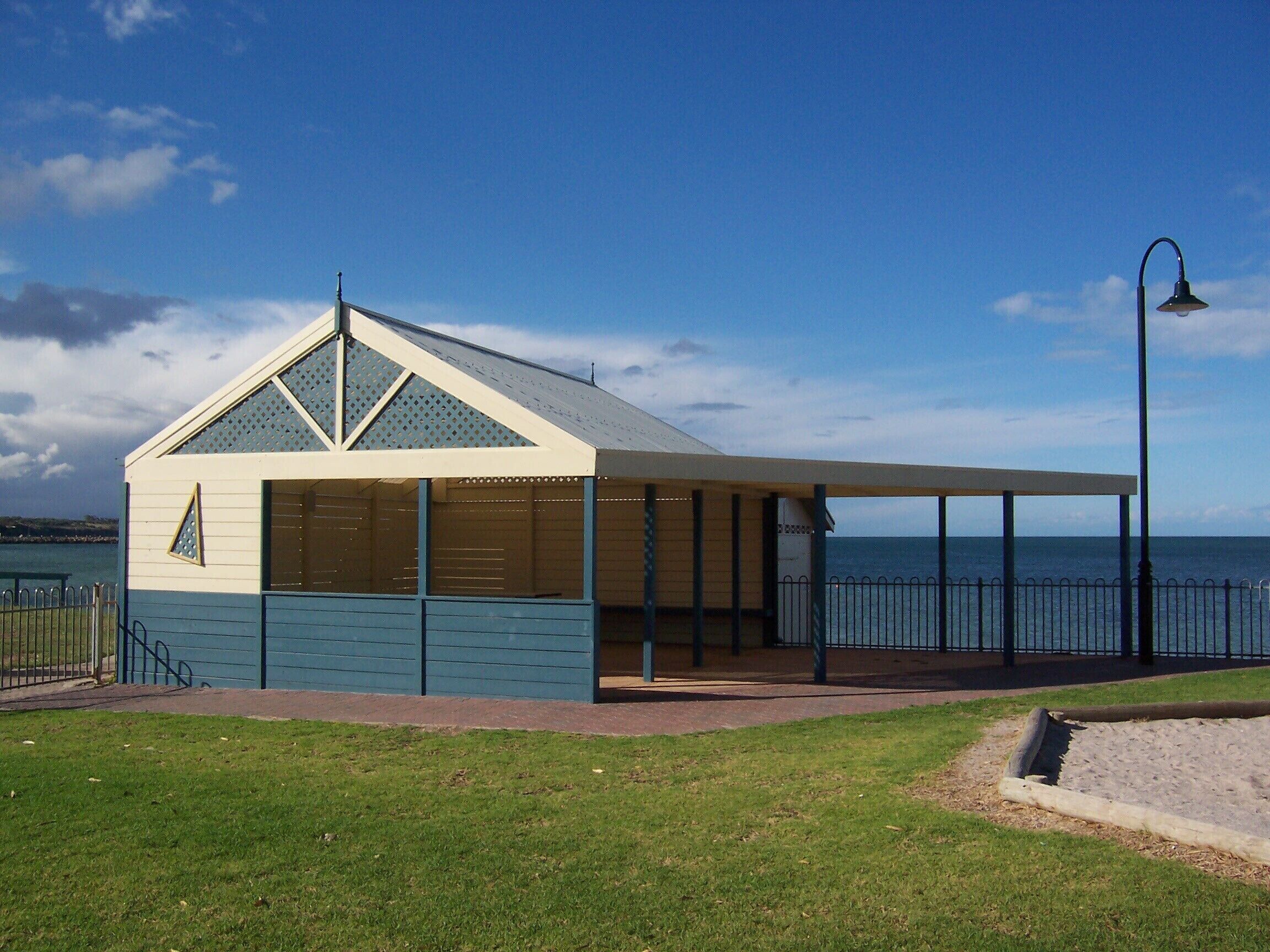 Stansbury Villas Cottage Relax and Explore — image 4