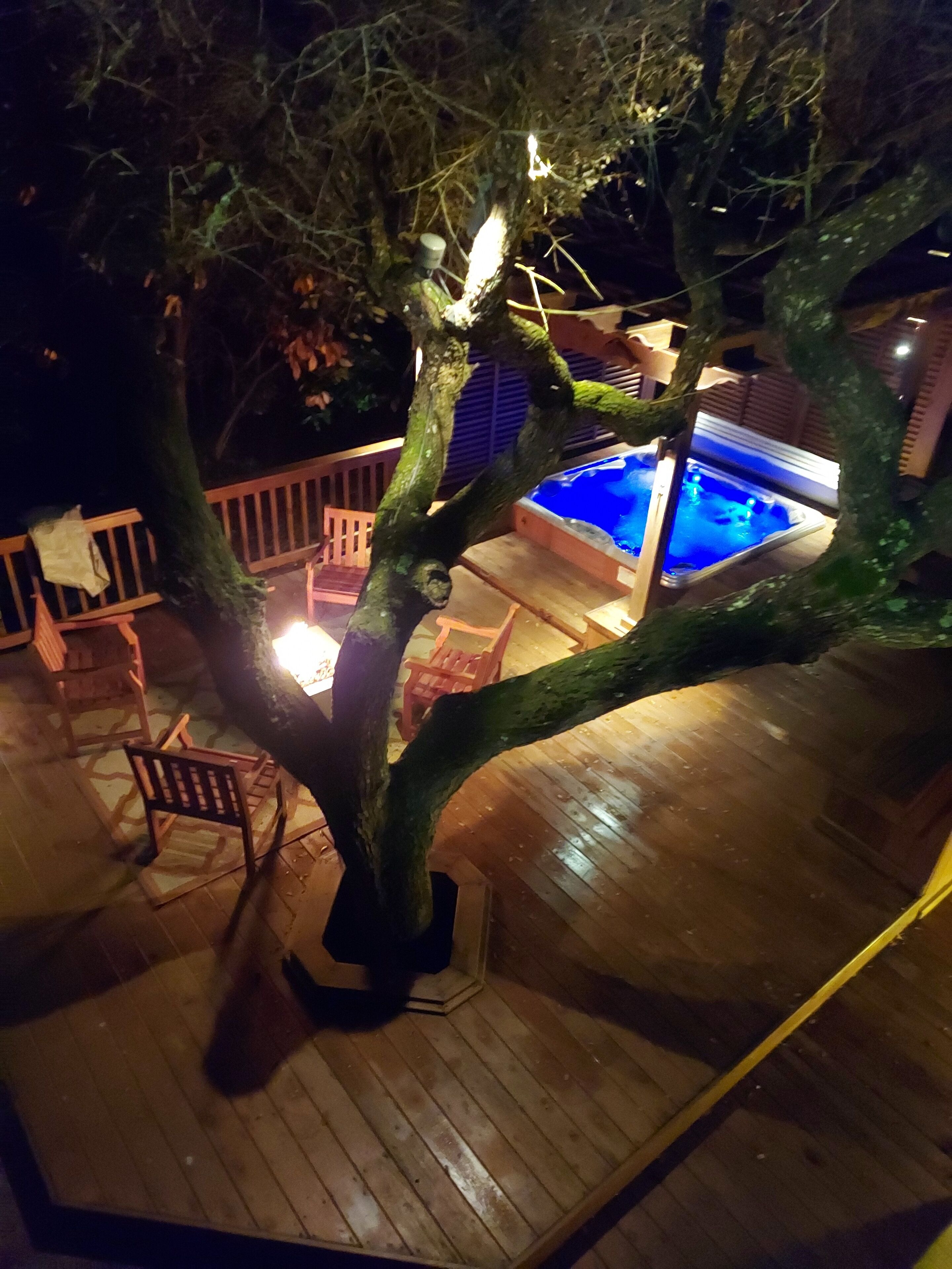 Propane fire pit hot tub deck,  from 2nd level  (Fire pit not out in the Summer)