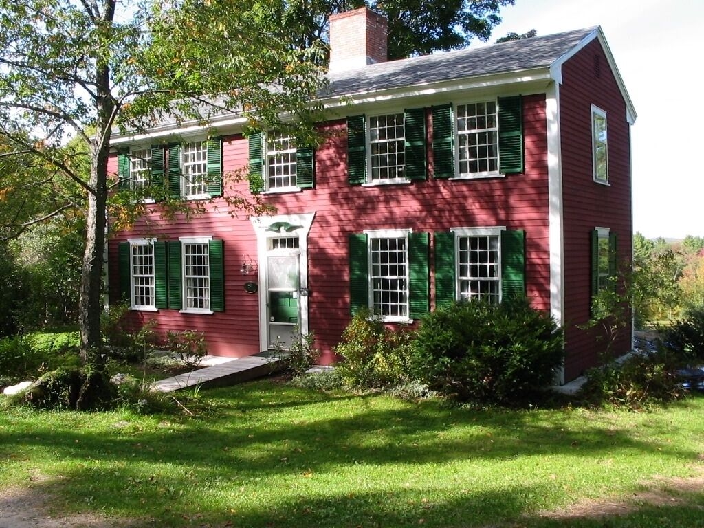 Historic Year Round Retreat - 3 day minimum