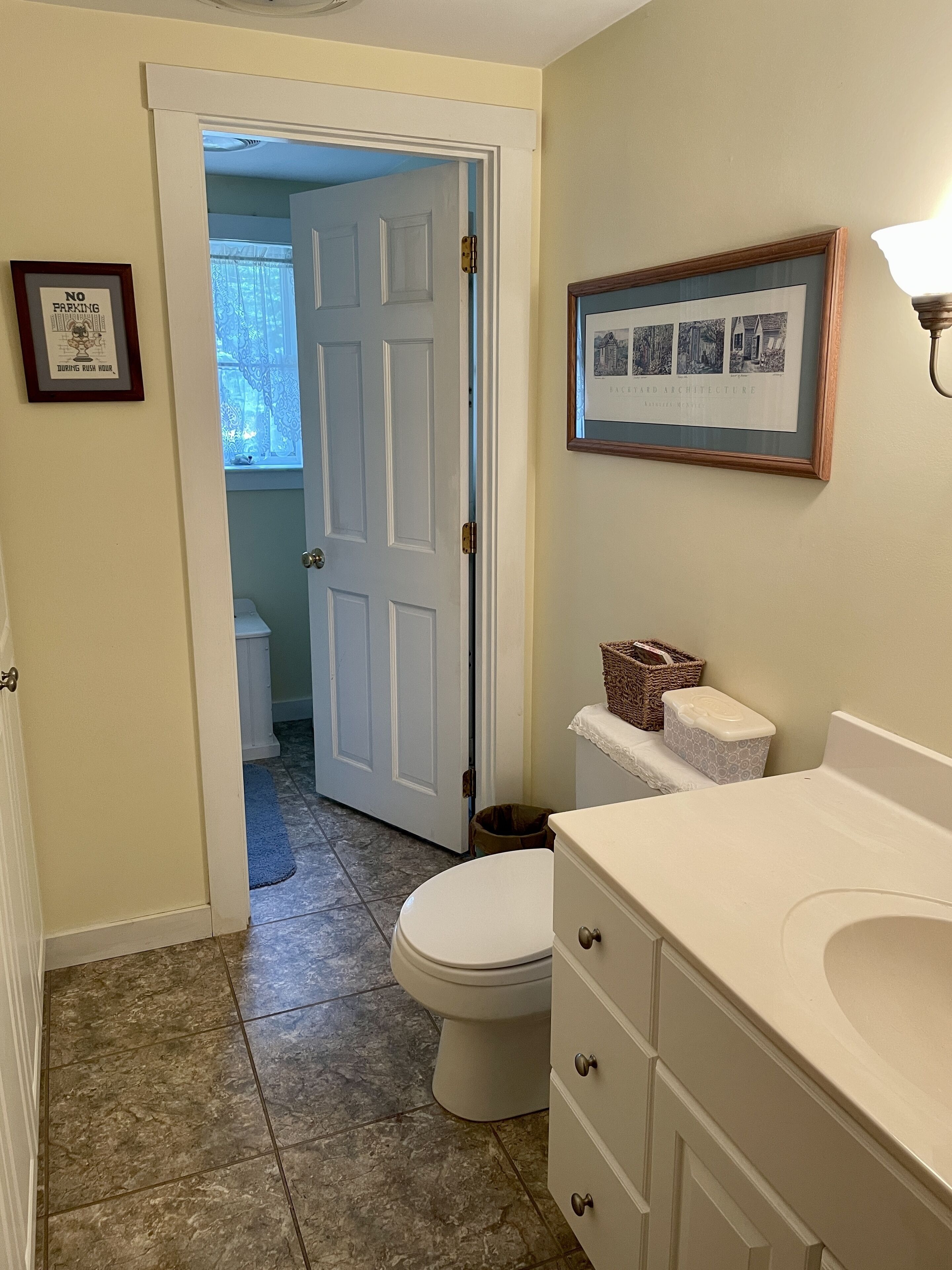 Large Family Home On Cassie Cove, Lake Ossipee