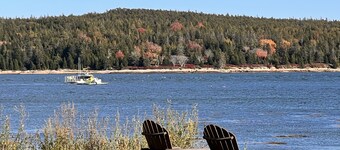 2bd, on Pigeon Hill Bay, fire pit, star lit sky, AC in loft, quiet