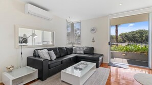 TV - 5/13-15 Beach Road, Hawks Nest (HAWKS NEST)