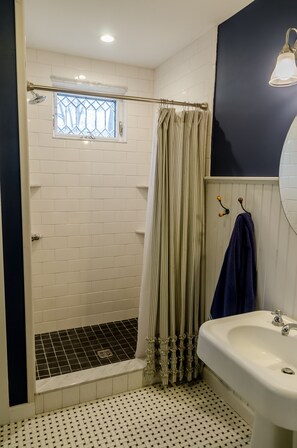 Towels, soap, toilet paper