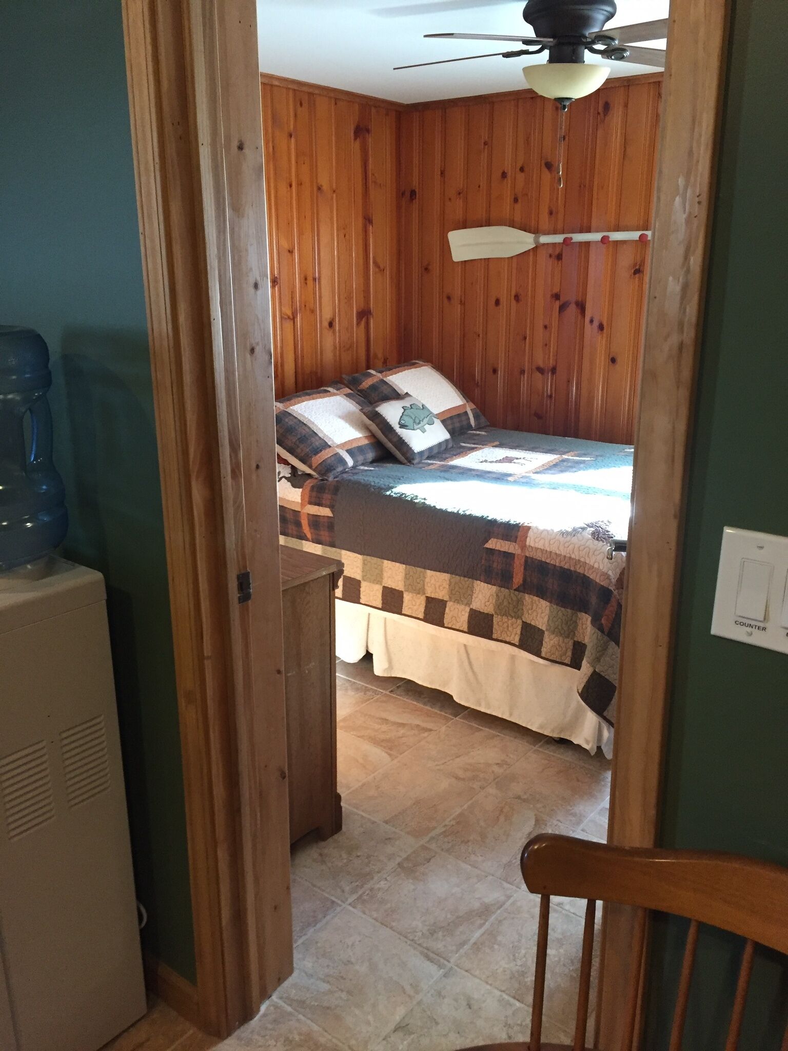 Cozy cabin in the Irish Hills, lake access