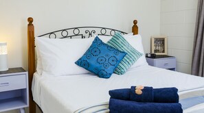 2 makuuhuonetta, silitysrauta/-lauta, vauvan matkasänky, Wi-Fi