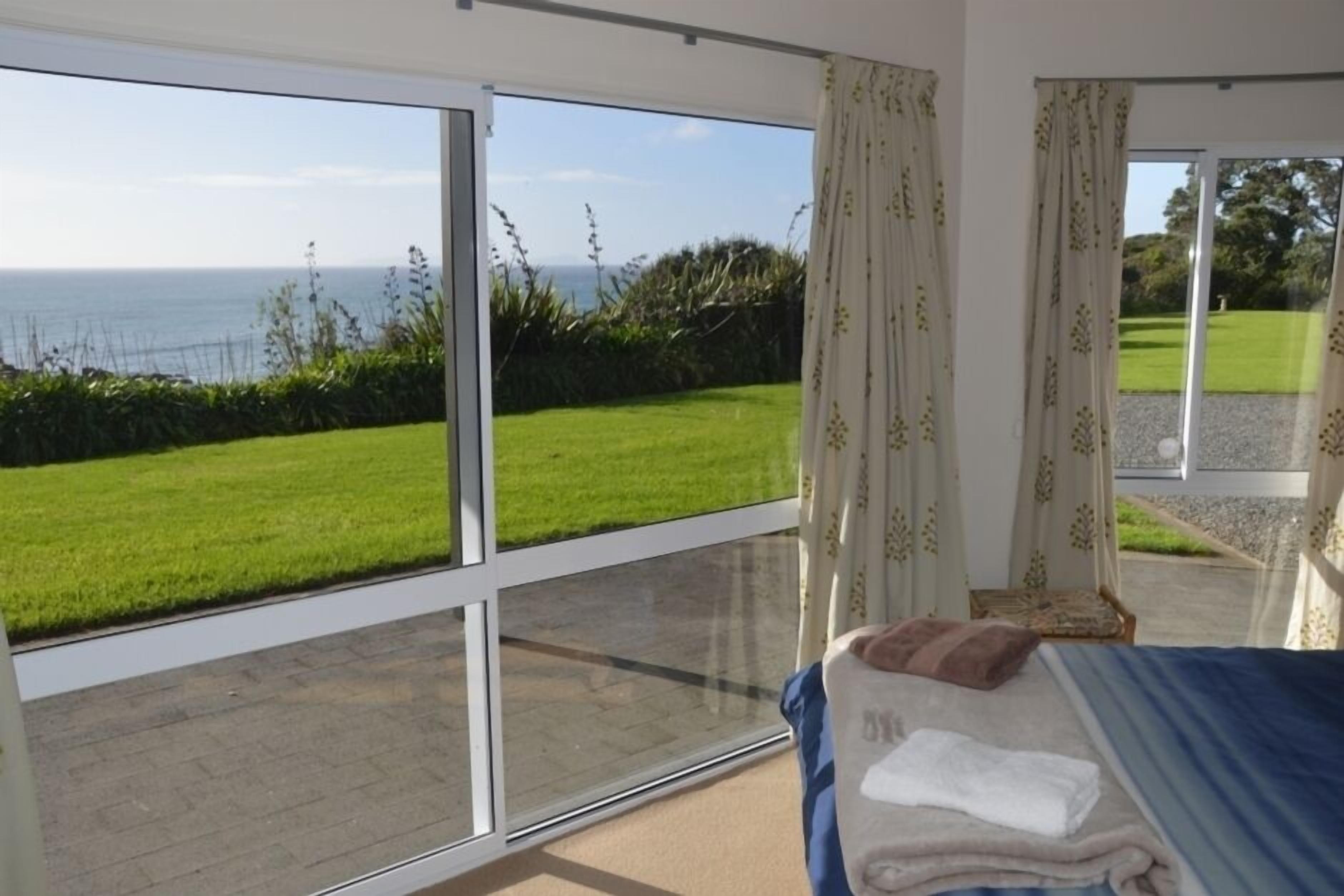 5 bedrooms, iron/ironing board, free WiFi