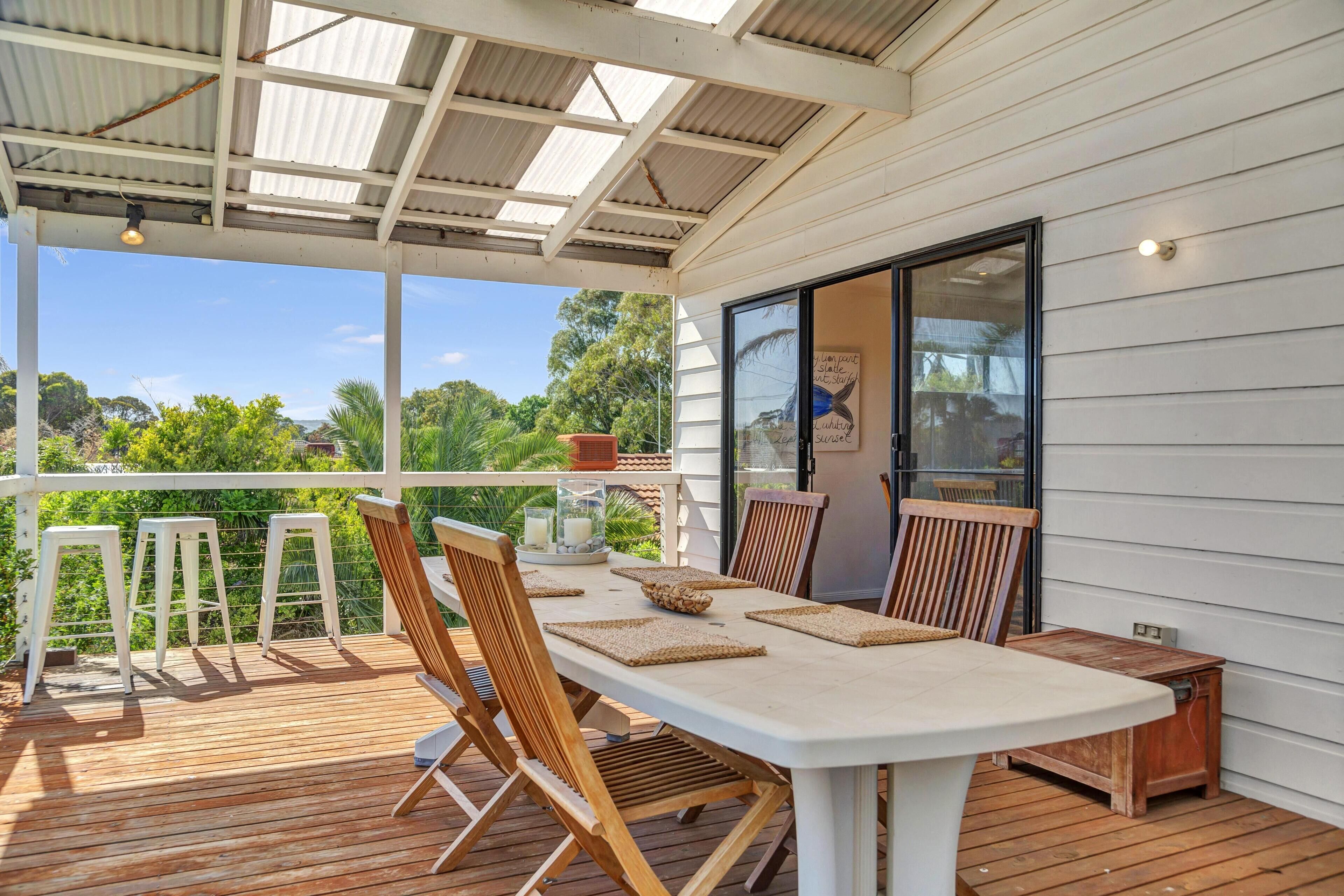 Zephyr Shores - Port Willunga - Cosy Beach Retreat just Moments from the Beach — image 3