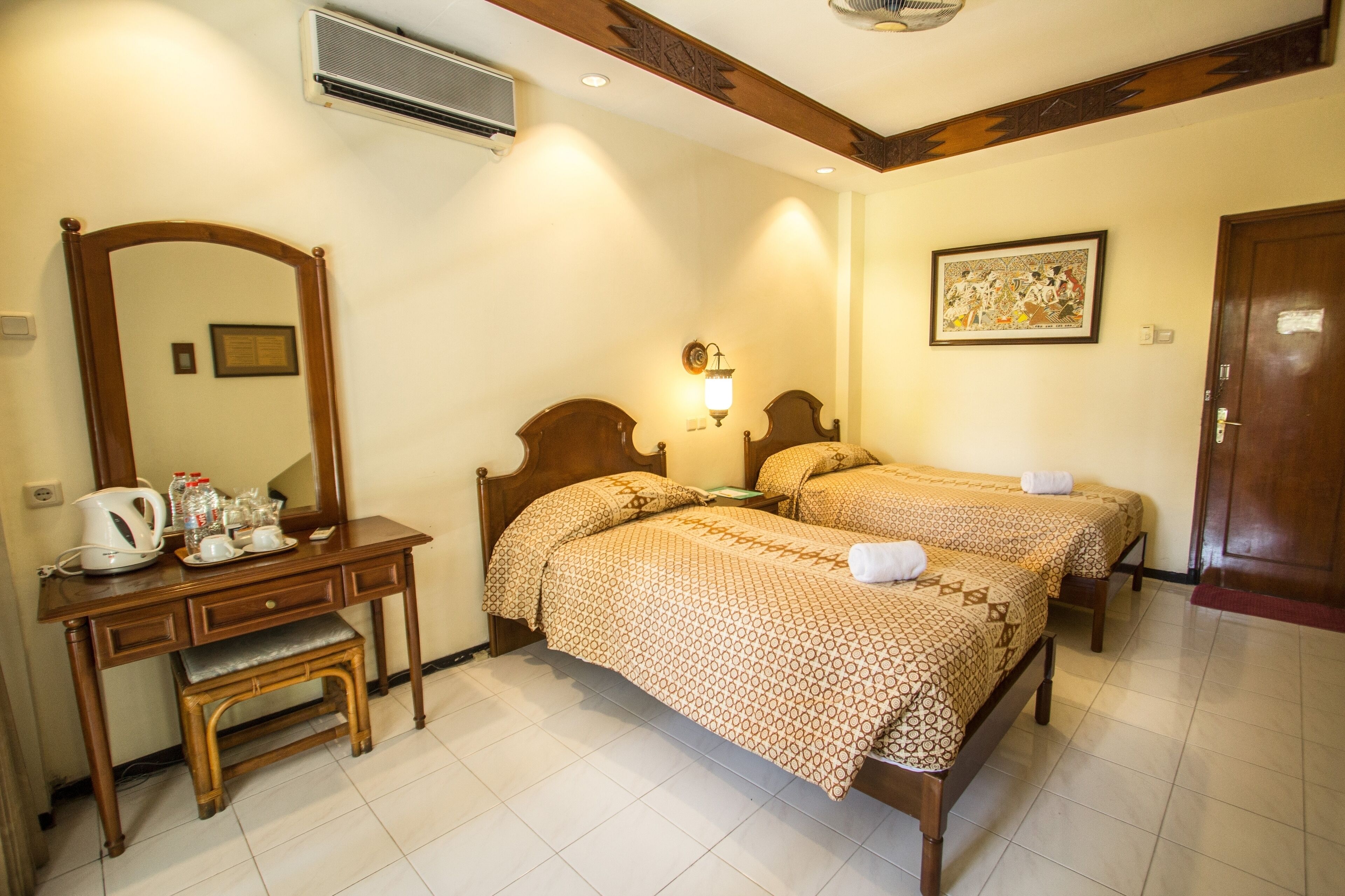 Hotel dengan nuansa taman yang alami 