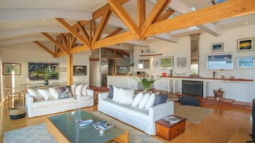 Smart TV, fireplace, offices