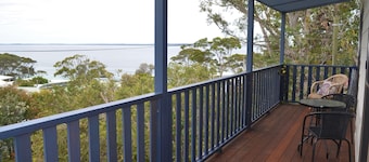 Hyams Beach family holiday home