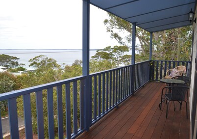 Hyams Beach family holiday home