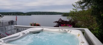Charmerende 4BR 2BA Direct Waterfront Home m / panoramaudsigt over Candlewood Lake