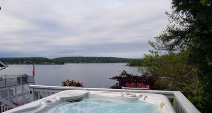 Direct Waterfront Home~Panoramic Views & Hot Tub on Candlewood Lake~Weekly Disct
