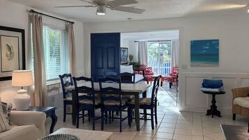 Una Smart TV, Netflix, Hulu, libros