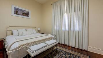 2 chambres, fer et planche Ă repasser, lit parapluie, Wi-Fi