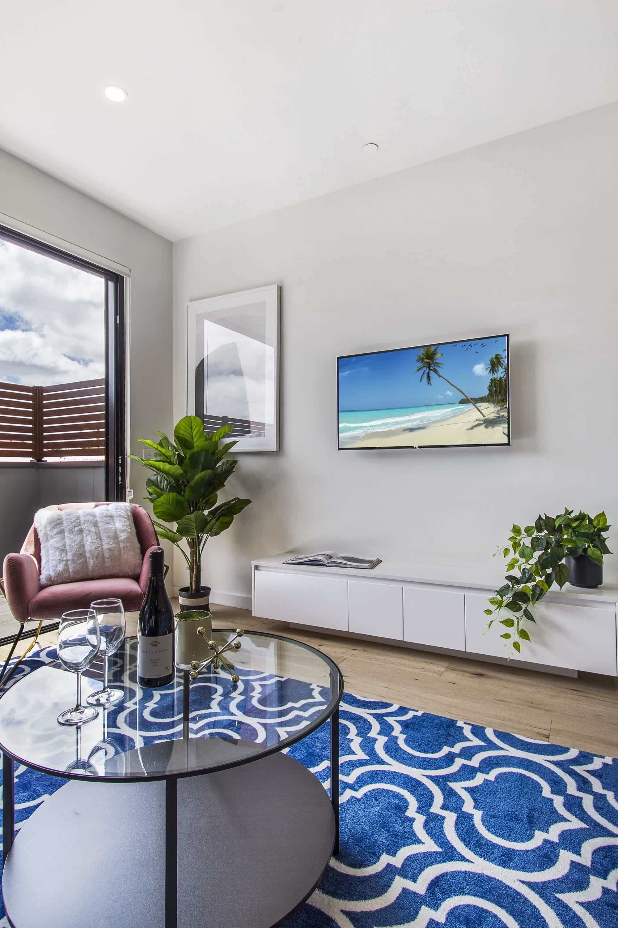 TV, offices