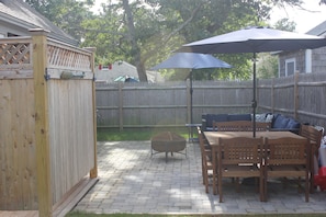 Outdoor dining - Charming Updated 3 Bedroom Cape Cottage, Close To Beach (Dennis)