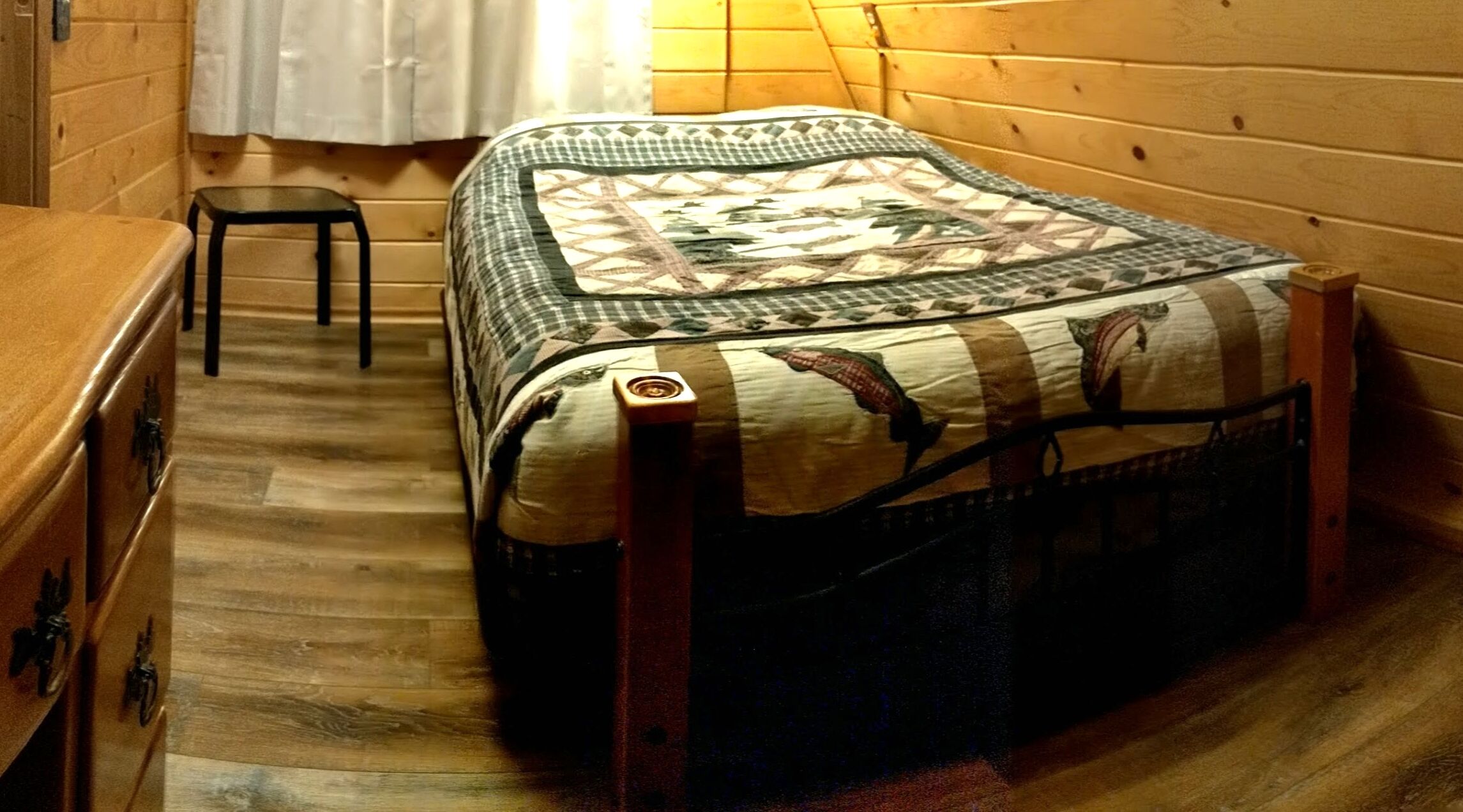 Columbia Riverside Lodge, Private Dock Access, Outdoor Mountain Paradise