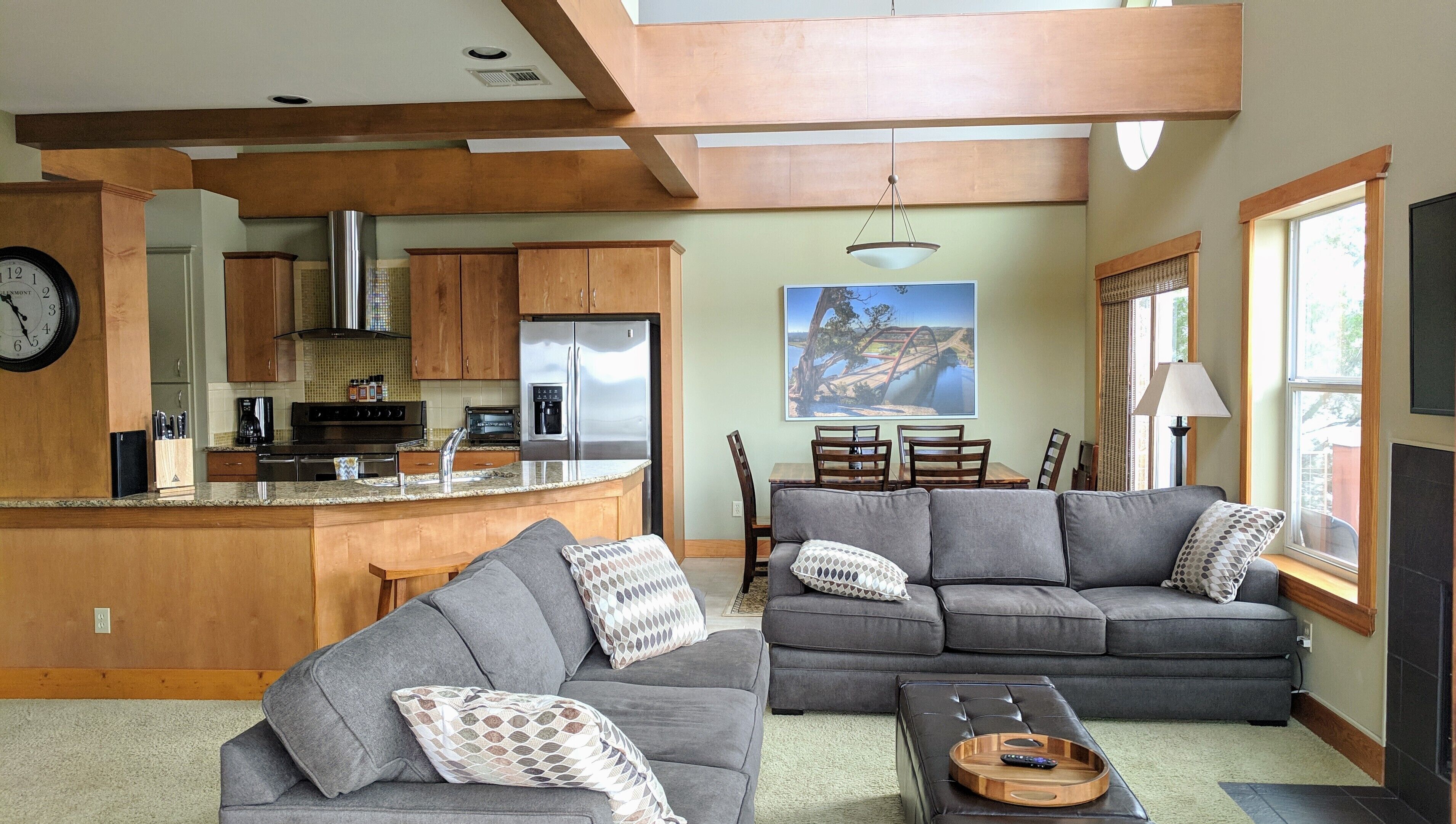 Heavenly Waterfront Retreat with Private Boat Dock in DEEP cove.