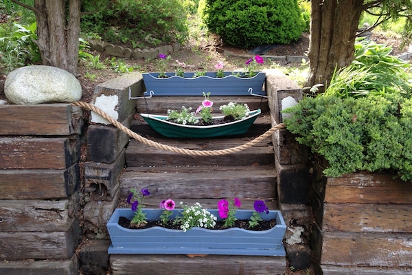 Window Box Garden. Garden is for viewing only. Please do not enter garden area.