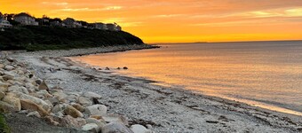 Priscilla Beach Cottage with Central AC