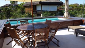 Outdoor dining - Beautiful beach house, finely decorated with access to the Tivoli resort (mata de são joão)