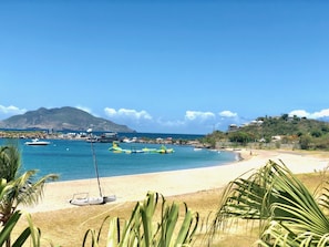 Private beach, sun-loungers, beach towels
