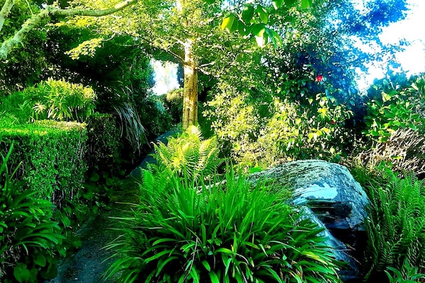 Path to the bottom section. Big Rock feature.