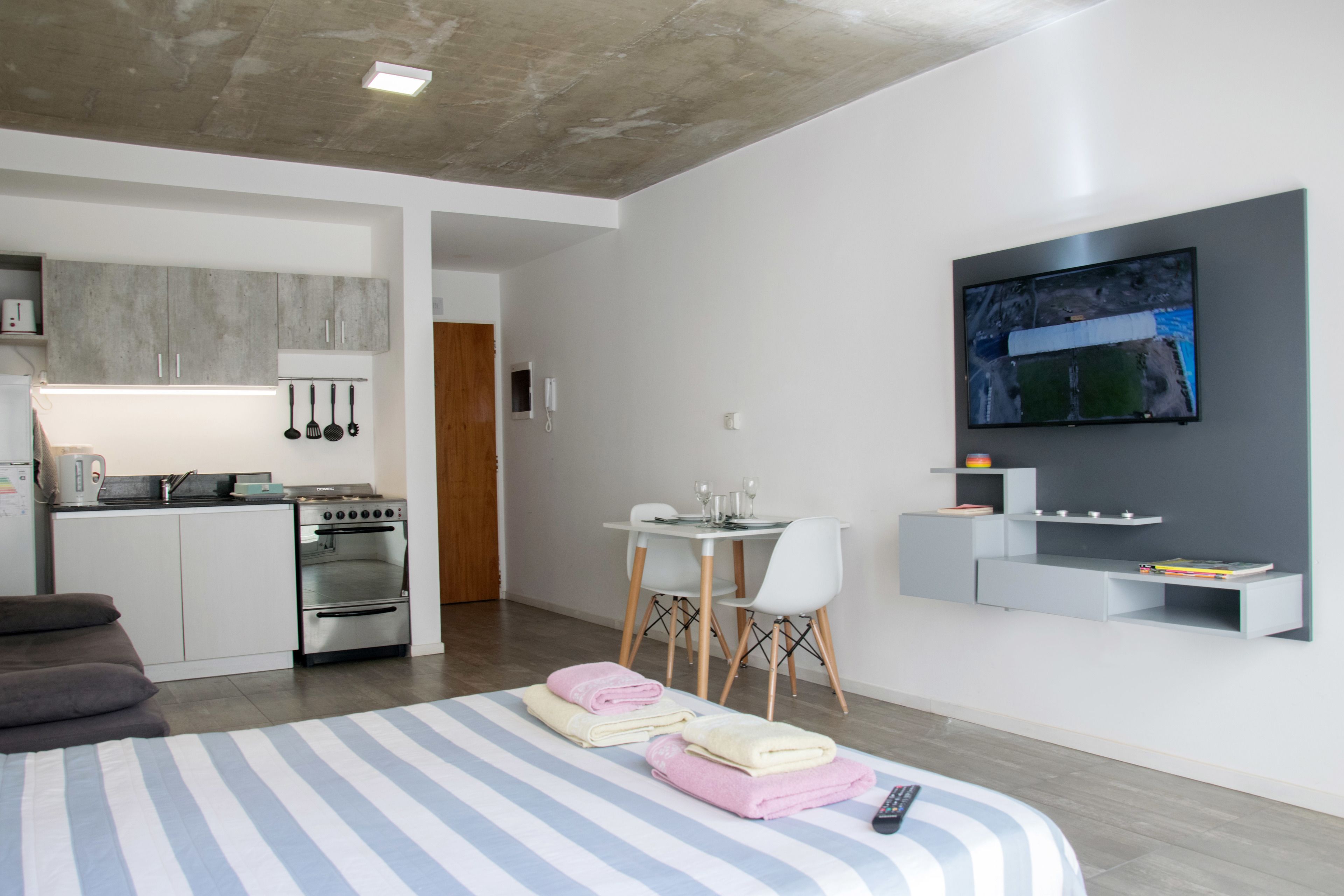 Standard Studio, 1 Double Bed, Non Smoking, Balcony | Individually decorated, individually furnished, blackout drapes