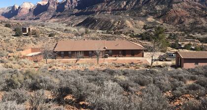 Upea näköala Zionin kansallispuistoon