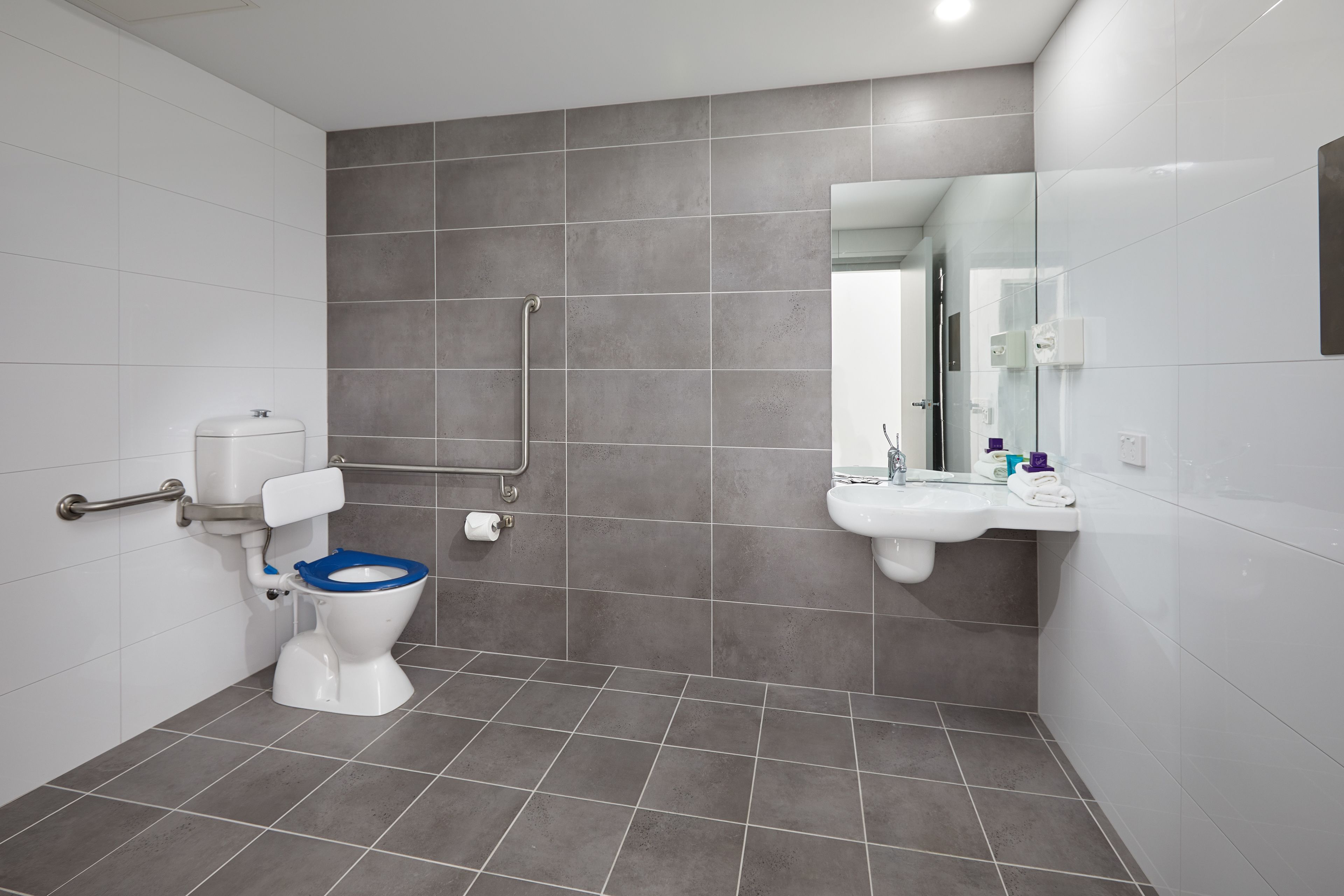 East Maitland Executive Apartments — image 14