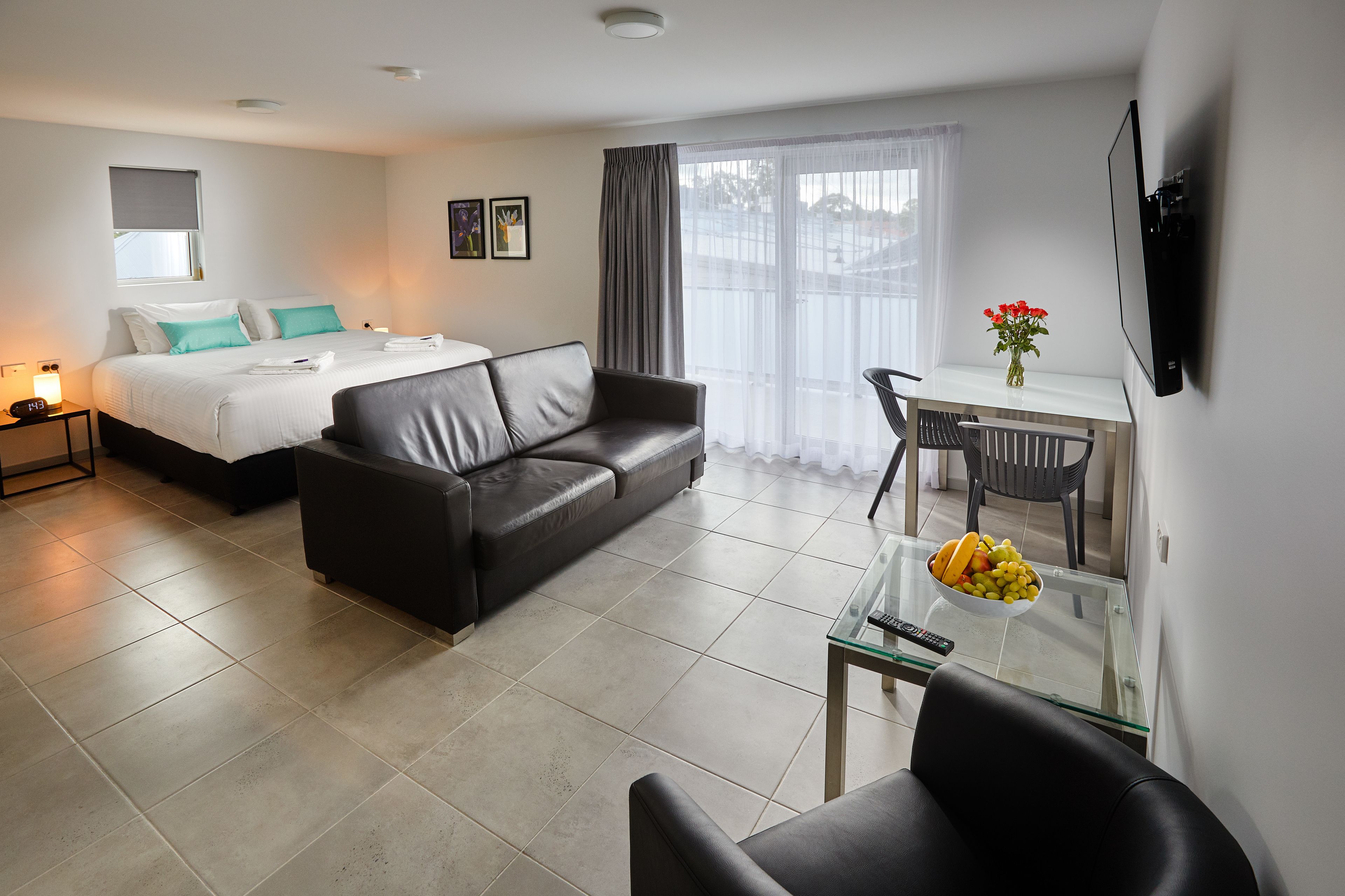 East Maitland Executive Apartments — image 3