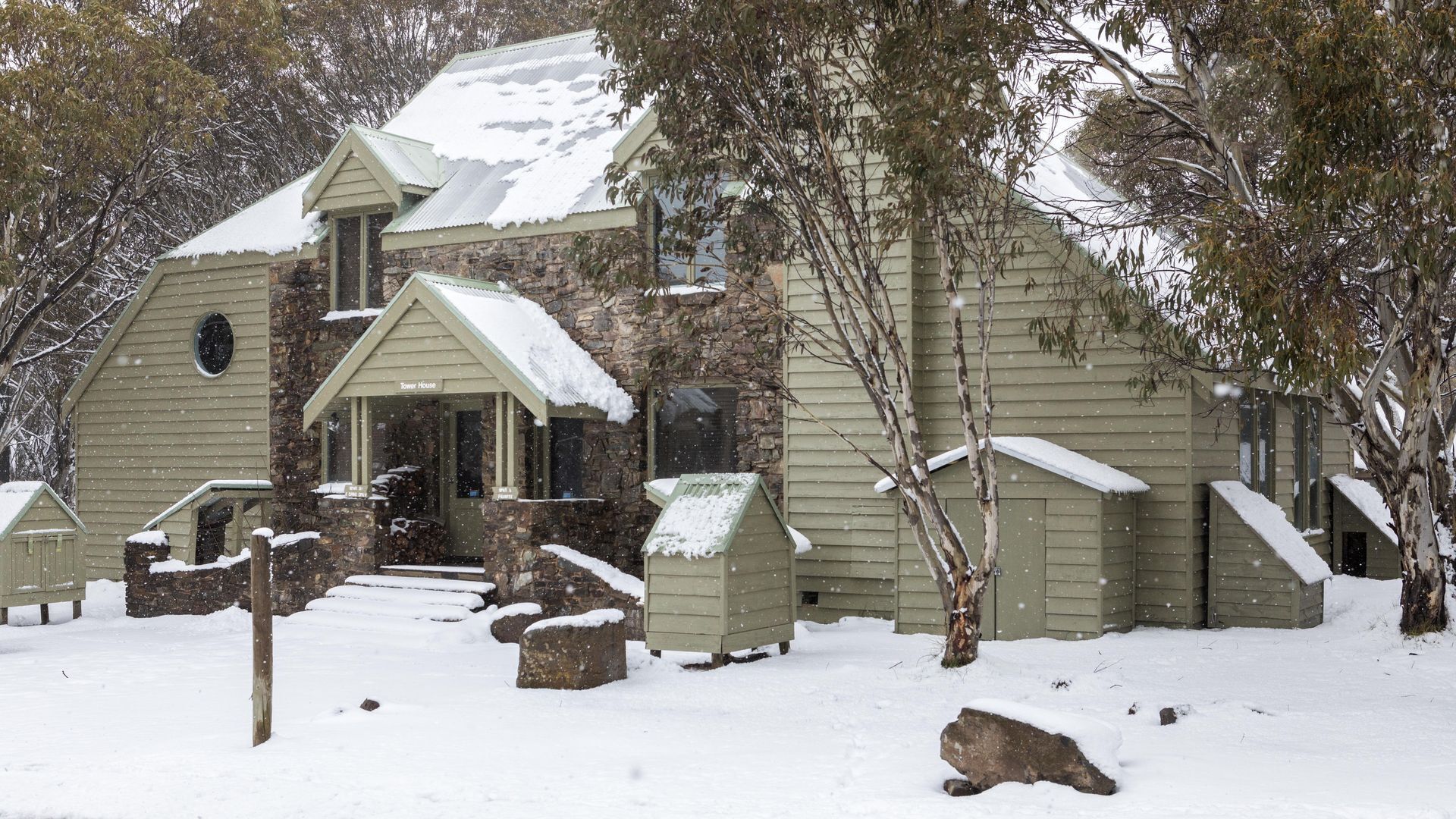 Towerhouse 1 - Alpine Getaway