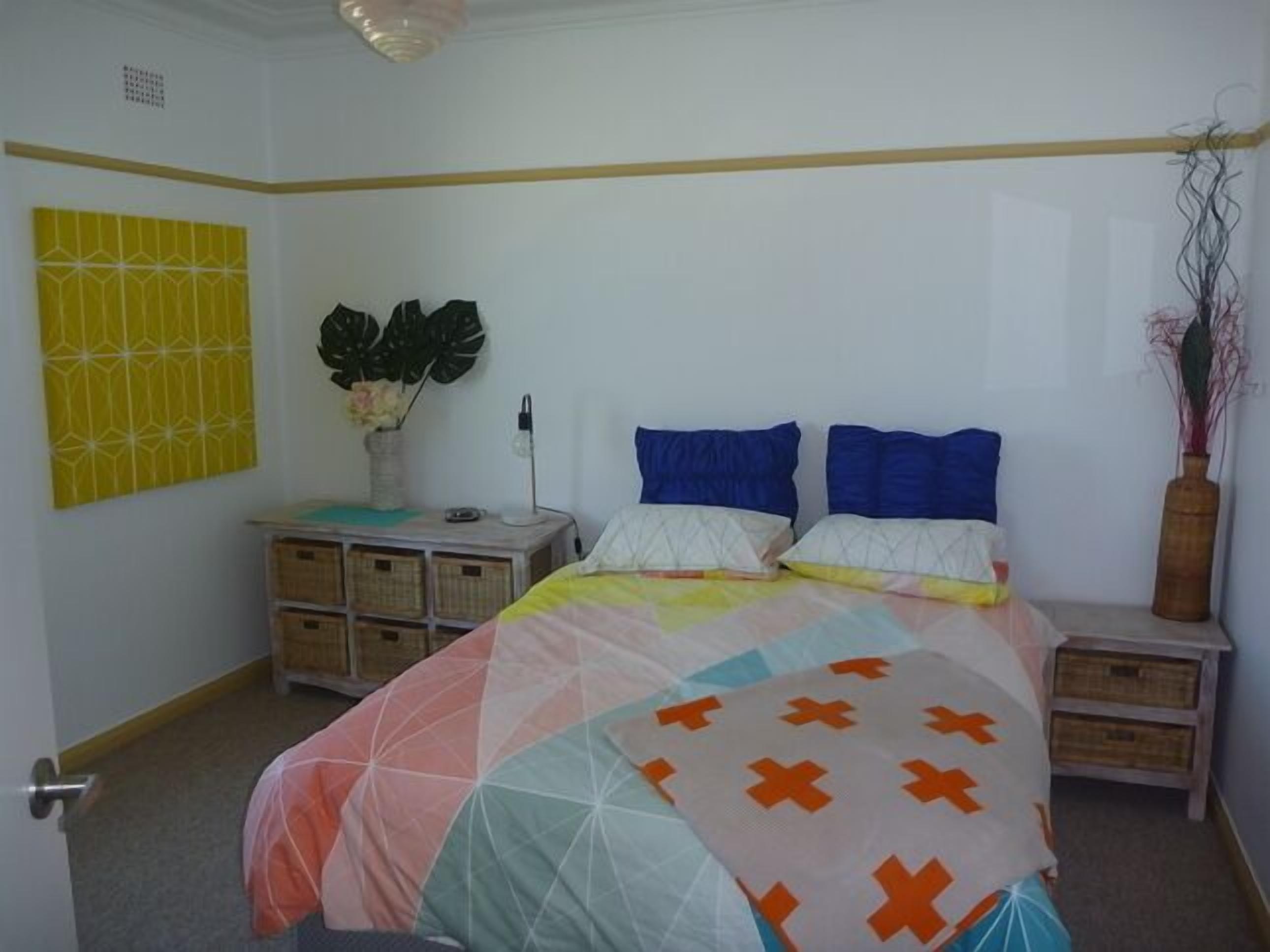 GETWUNTOO on beautiful Sandon Point beach Bulli . Entire  Top floor of house